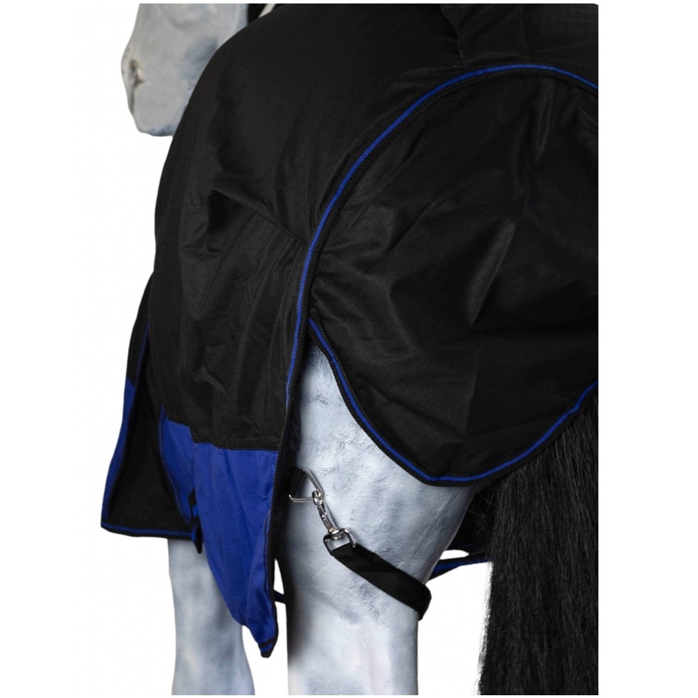 Winterdecke High Neck 200g Füllung 600D BASICLINE schwarz/royalblau - Posten