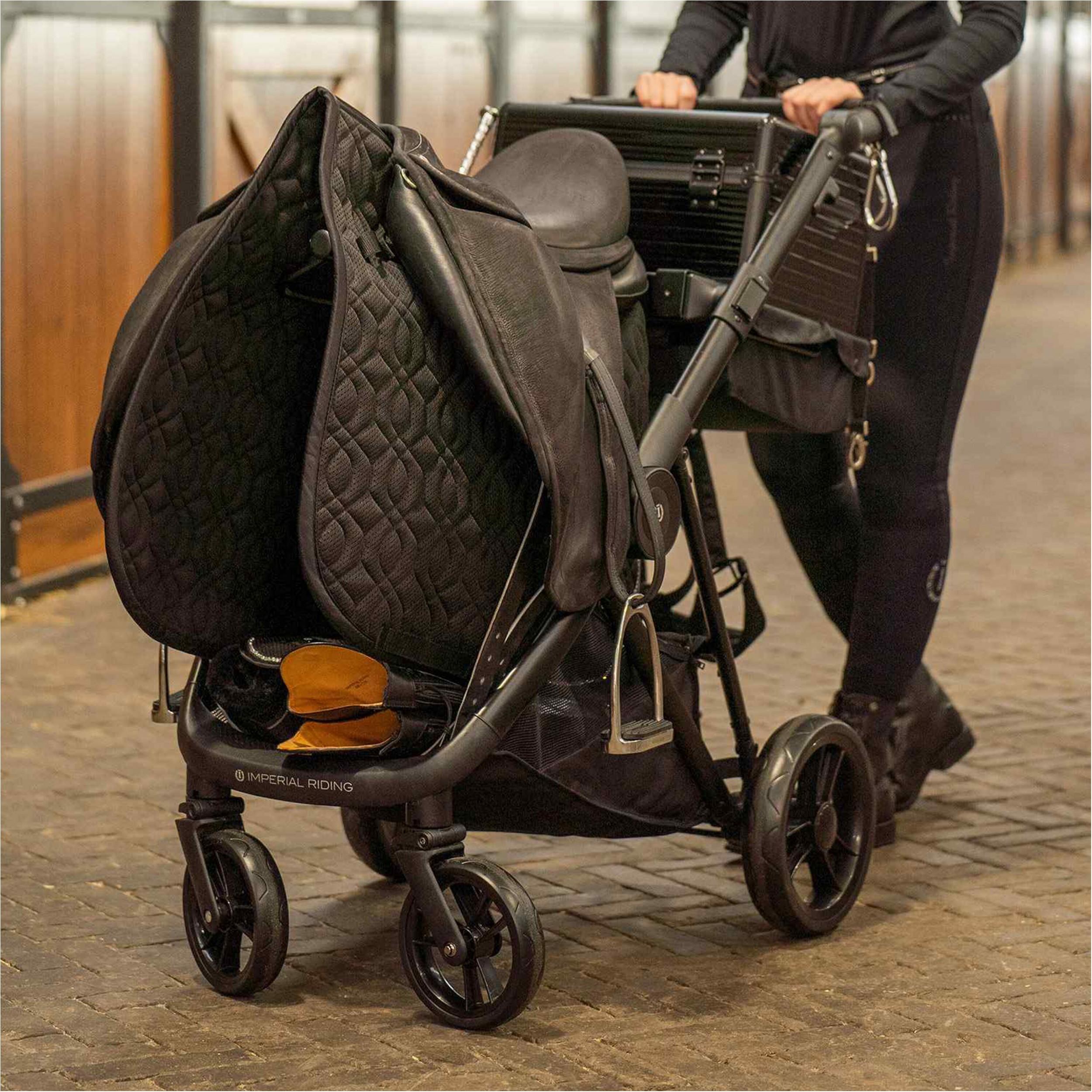 Sattelwagen IRHCarry Light schwarz