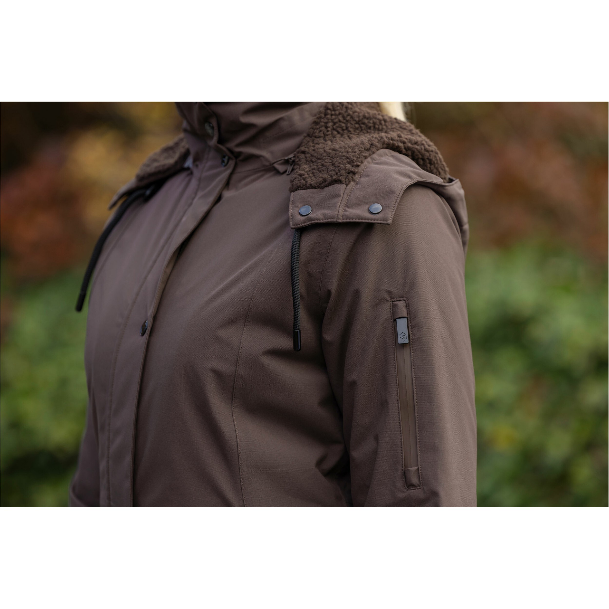 Damen Parka H/W24 coffee